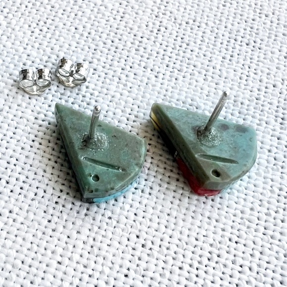 Vintage NATIVE Turquoise Coral Abalone Onyx Inlay Southwestern Stud Earrings - Picture 3 of 4